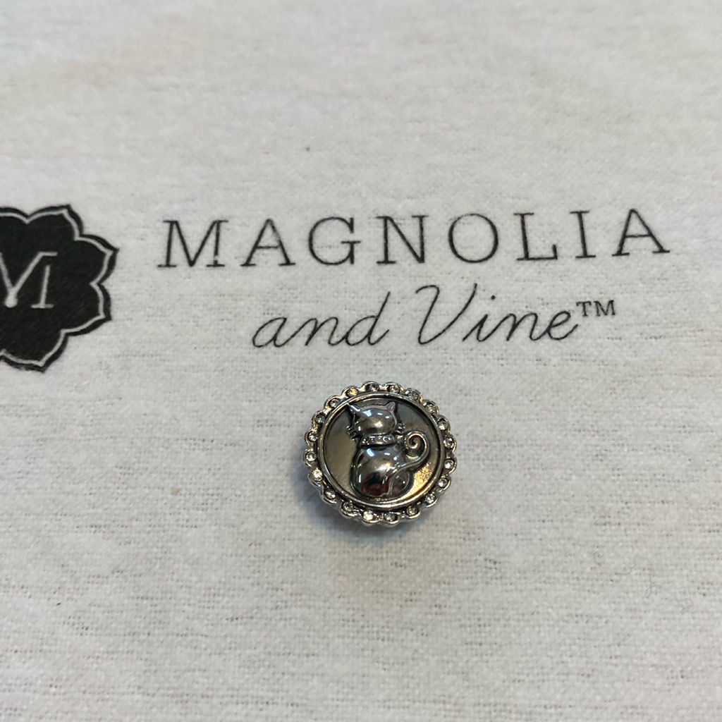 Magnolia And Vine “Perfect Kitty” Original Size Snap For Snap Jewelry